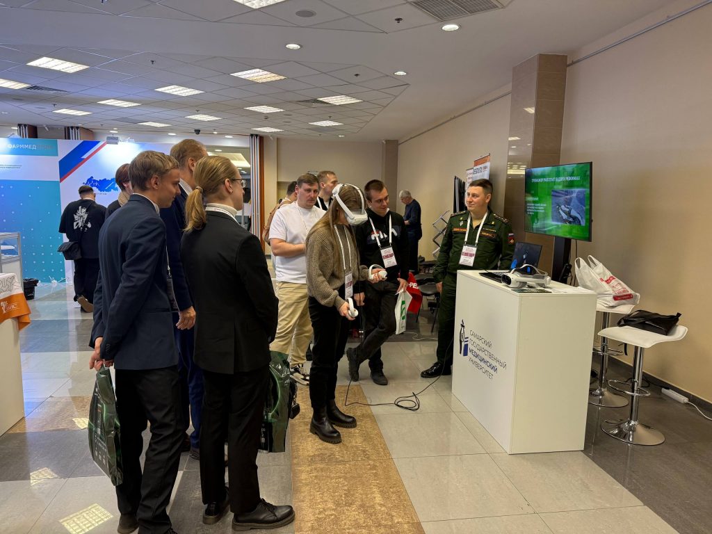 VR-тренажер «Тактическая медицина. Базовый курс» представили на форуме «Огнестрельная рана. Хирургия повреждений»