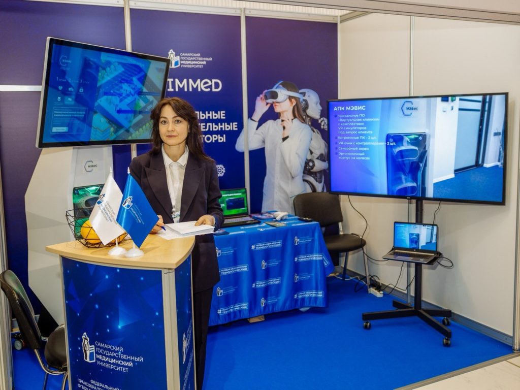 Виртуальная реальность в медицине: VR-оборудование ИИР СамГМУ на РОСМЕДООБР
